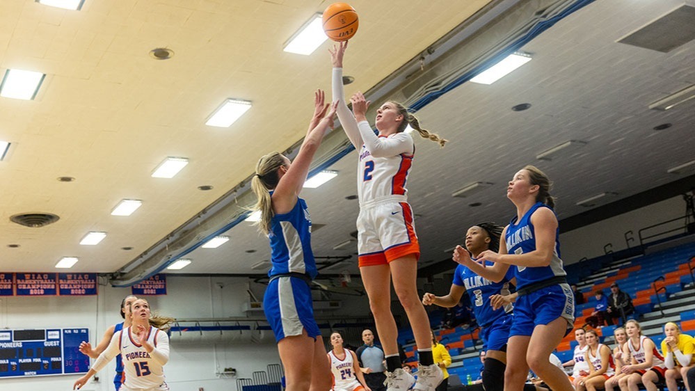 Pioneer Women's Basketball vs Central College
