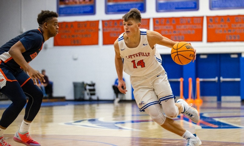 Men's Basketball vs UW-Whitewater