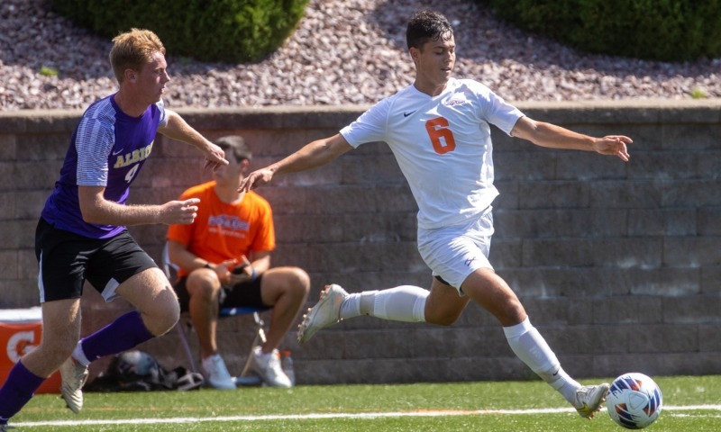 Men's Soccer vs Wartburg