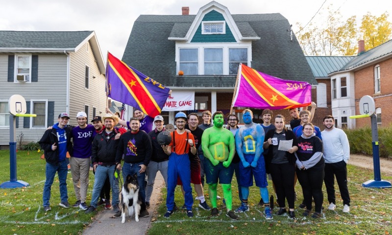 Homecoming: House Decorations