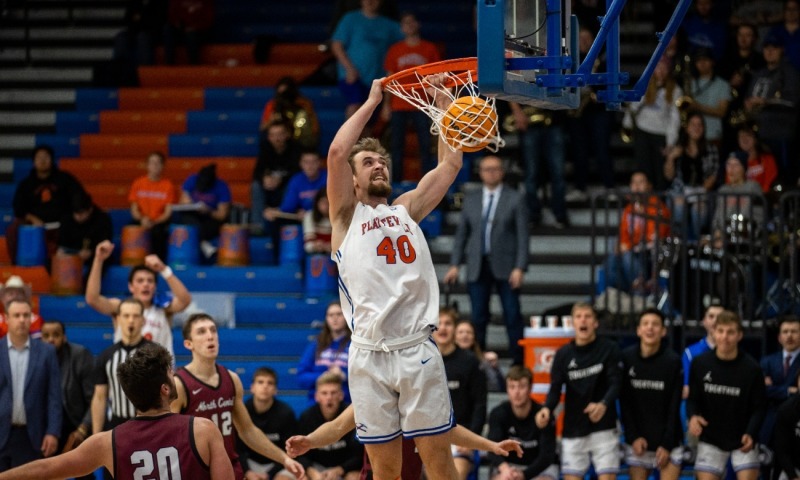 Men's Basketball vs Central