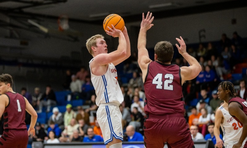 Men's Basketball vs Ripon