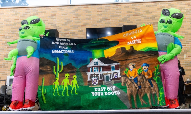 Homecoming: Banner Ceremony