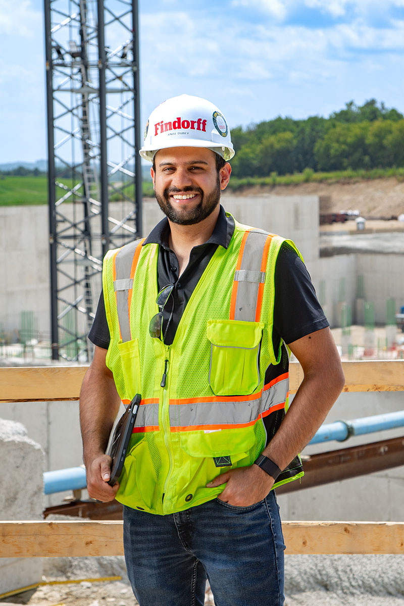 Engineering Seminar Series presenter - Anuj Dubey project manager, Findorff