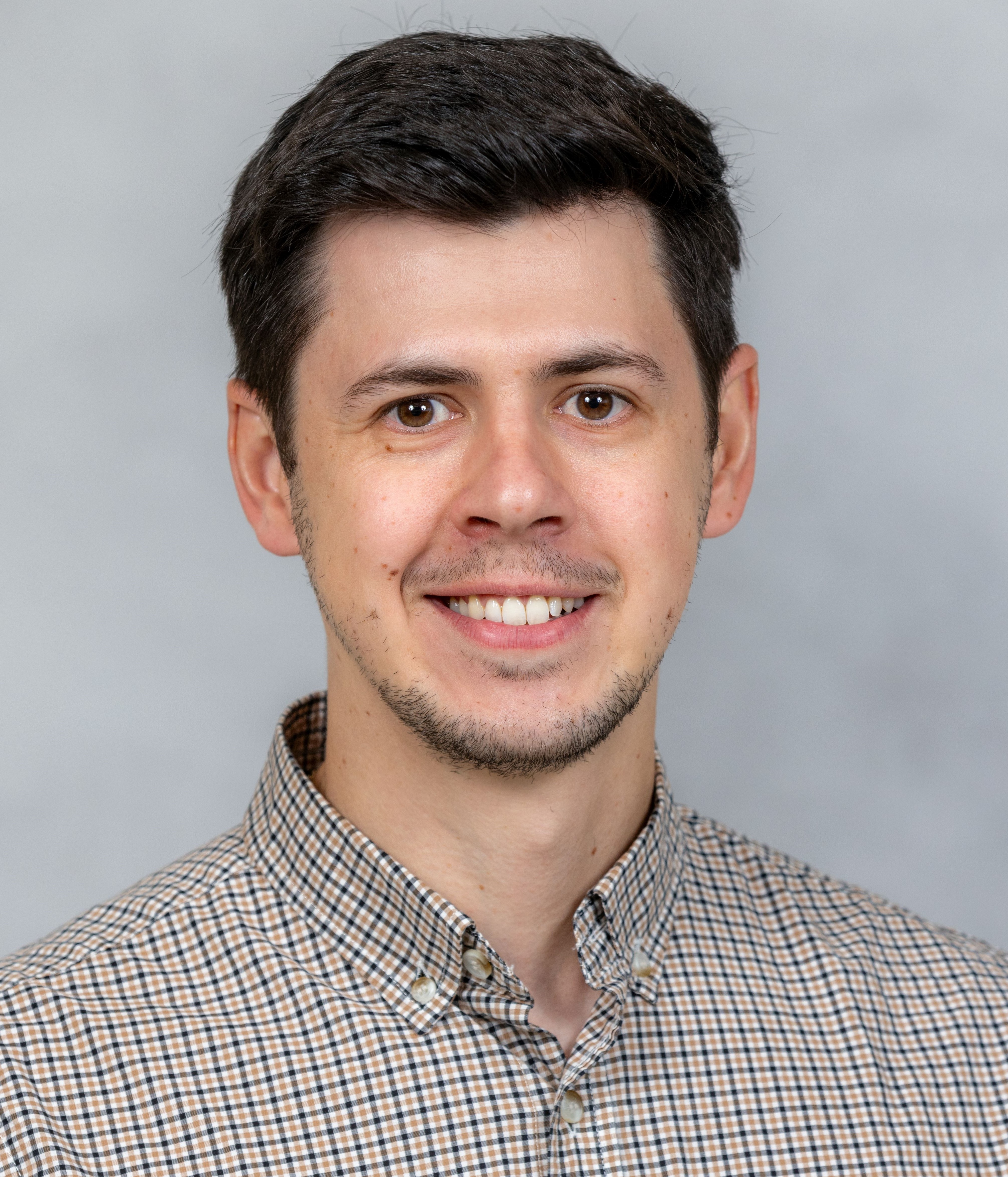 Engineering Seminar Series presenter - Dr. Augusto Gil - University of Wisconsin-Platteville