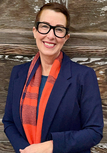Profile image for Laura K Reynolds